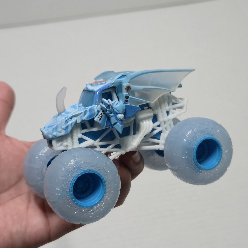 Bakugan Dragonoid ICE MONSTER JAM Truck 2024 1/64 Spin Master Series 2 Loose